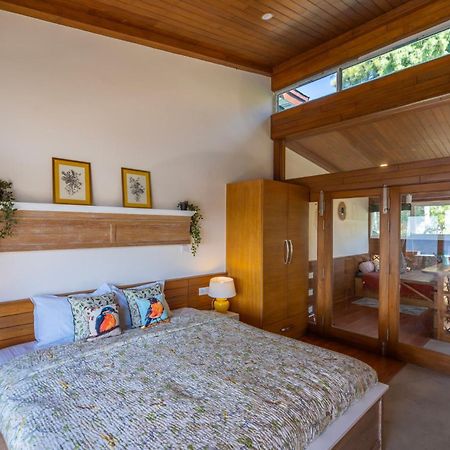 Stayvista At Nook - Elysium Estate 2 Bedroom Cottage With Hill View, Lawn 심라 외부 사진